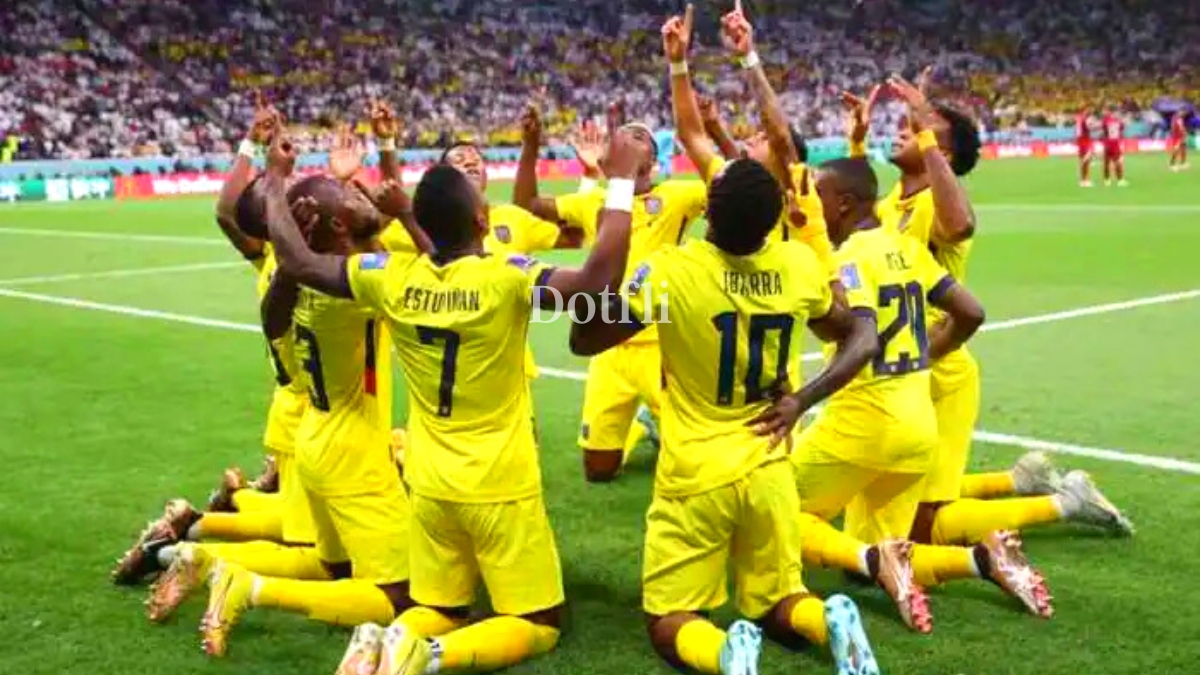 Ecuador beats Qatar 2-0 in its World Cup opening